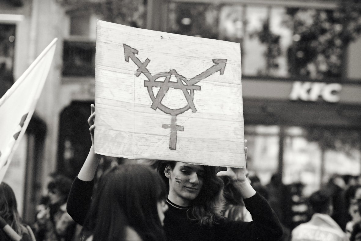 Discussion sur l’émancipation sociale et l’émancipation « LGBTQIA+»